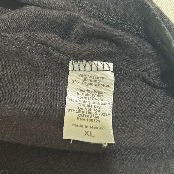 CARILOHA WOMEN BAMBO SLEEVELESS RACE-BACK TOP BLACK SIZE XL - Picture 10 of 11